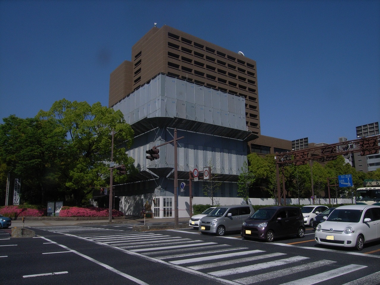 s-R0063944-2.jpg